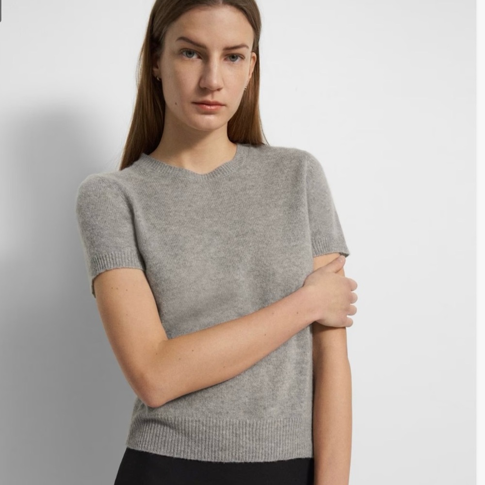 Theory Basic Tee Feather Cashmere - image 5